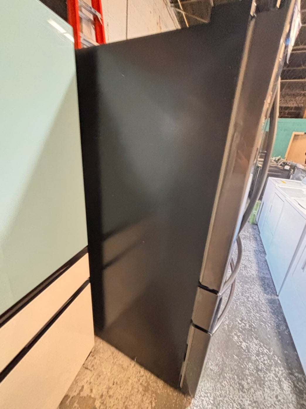 }}LG four door Refrigerator french doors full size 36”x 69” x 32”depth   black stainless steel w/ ice water dispenser great condition 36" used-refurbished #LGFBS324B