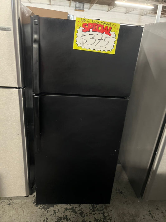 🎉🥳= Frigidaire 30”18cu.ft -top freezer refrigerator black 30” used refurbished 30” #RFJ28B