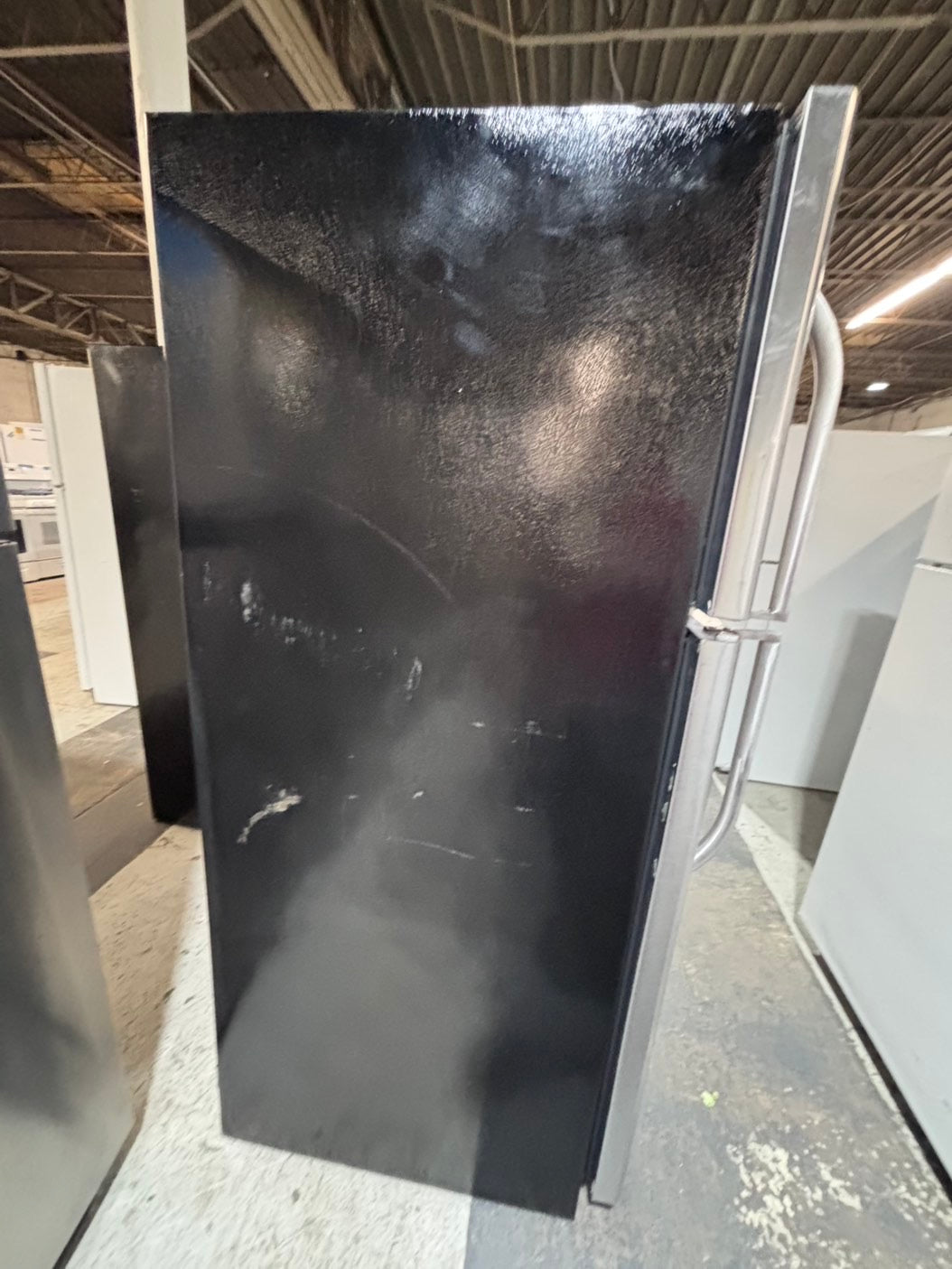 >>Frigidaire 21cu.ft -top freezer refrigerator stainless steel -used refurbished 30” #RFP16B