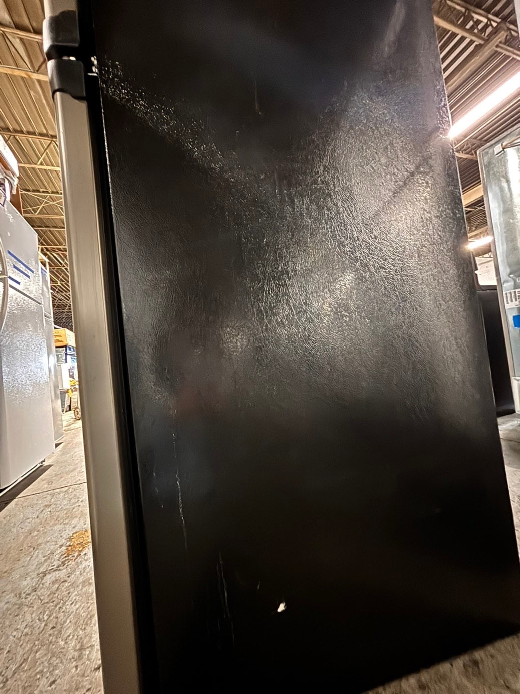 >Special🎈Whirlpool 33” Top freezer fridge in stainless steel color               used-refurbished #RFQ213B