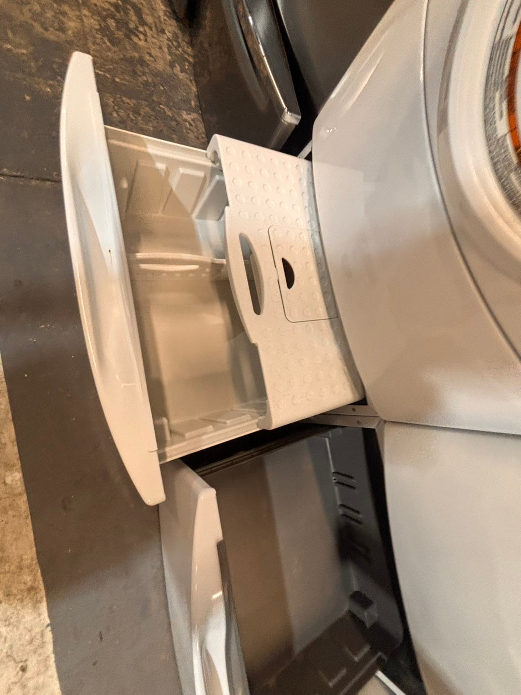 >*SALE🔥used- refurbished Kenmore washer & whirlpool dryer mix & match front load electric 220v large  capacity with pedestals in white  color 27” #ES8KV7B