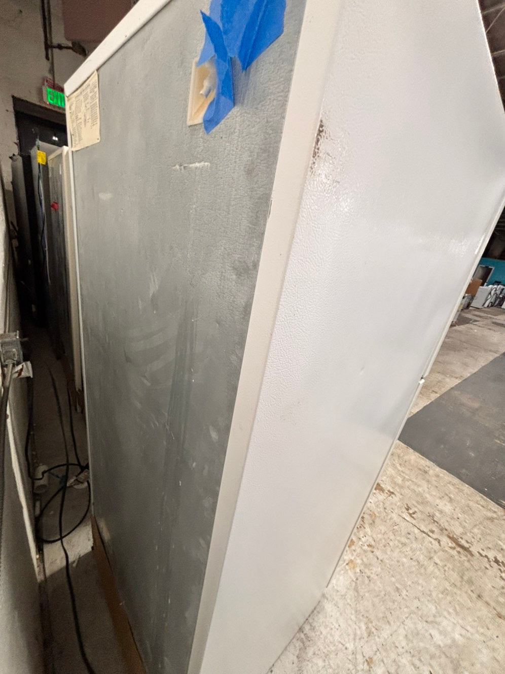 >sale🎈whirlpool  30”18cu.ft -top freezer refrigerator white color   -used refurbished 30” #TFP2RB