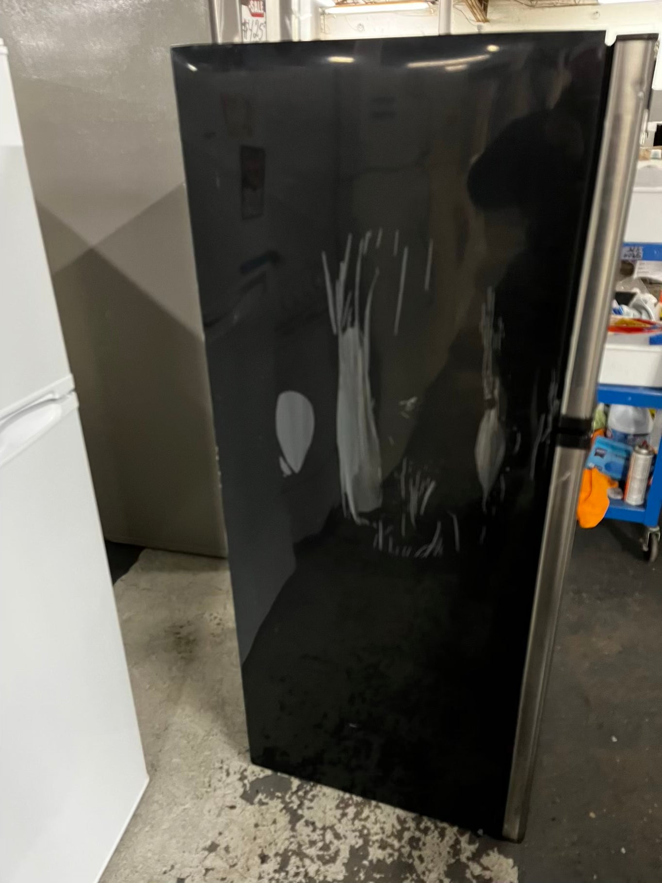 * Used | Refurbished Haier top freezer refrigerator 24" #RF3692NB