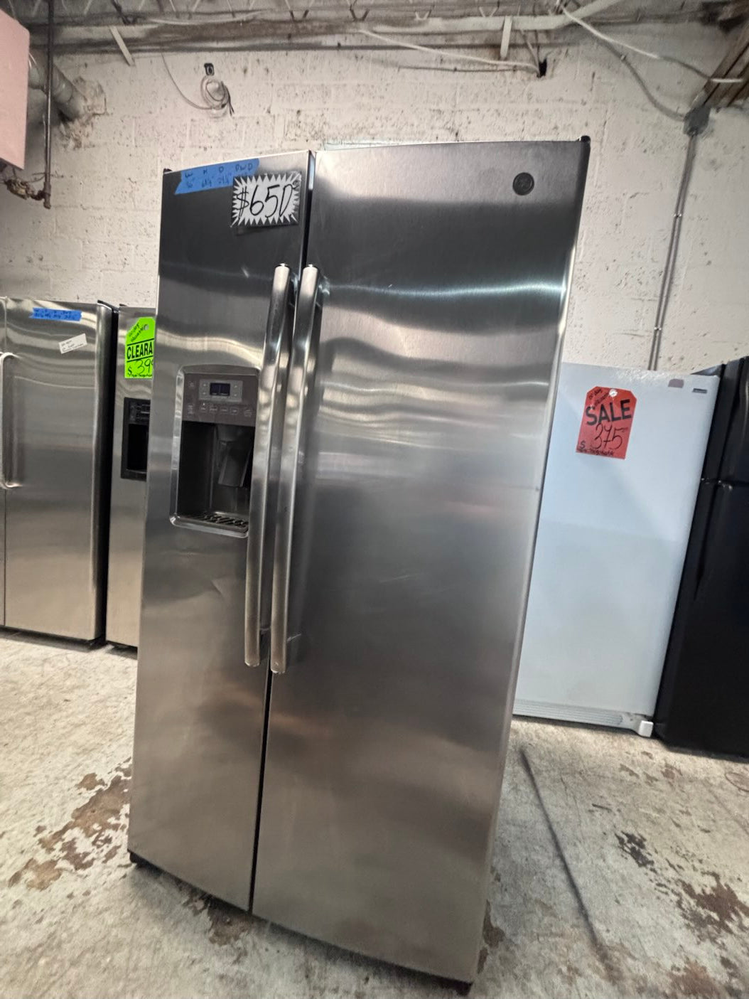 } GE Side x side  36”x 69”h x 29depth ,Refrigerator slate  with ice maker & water dispenser /. 36” 26cu.ft  working 💯  with warranty  used-Refurbished. Item number  #RF26Z14B
