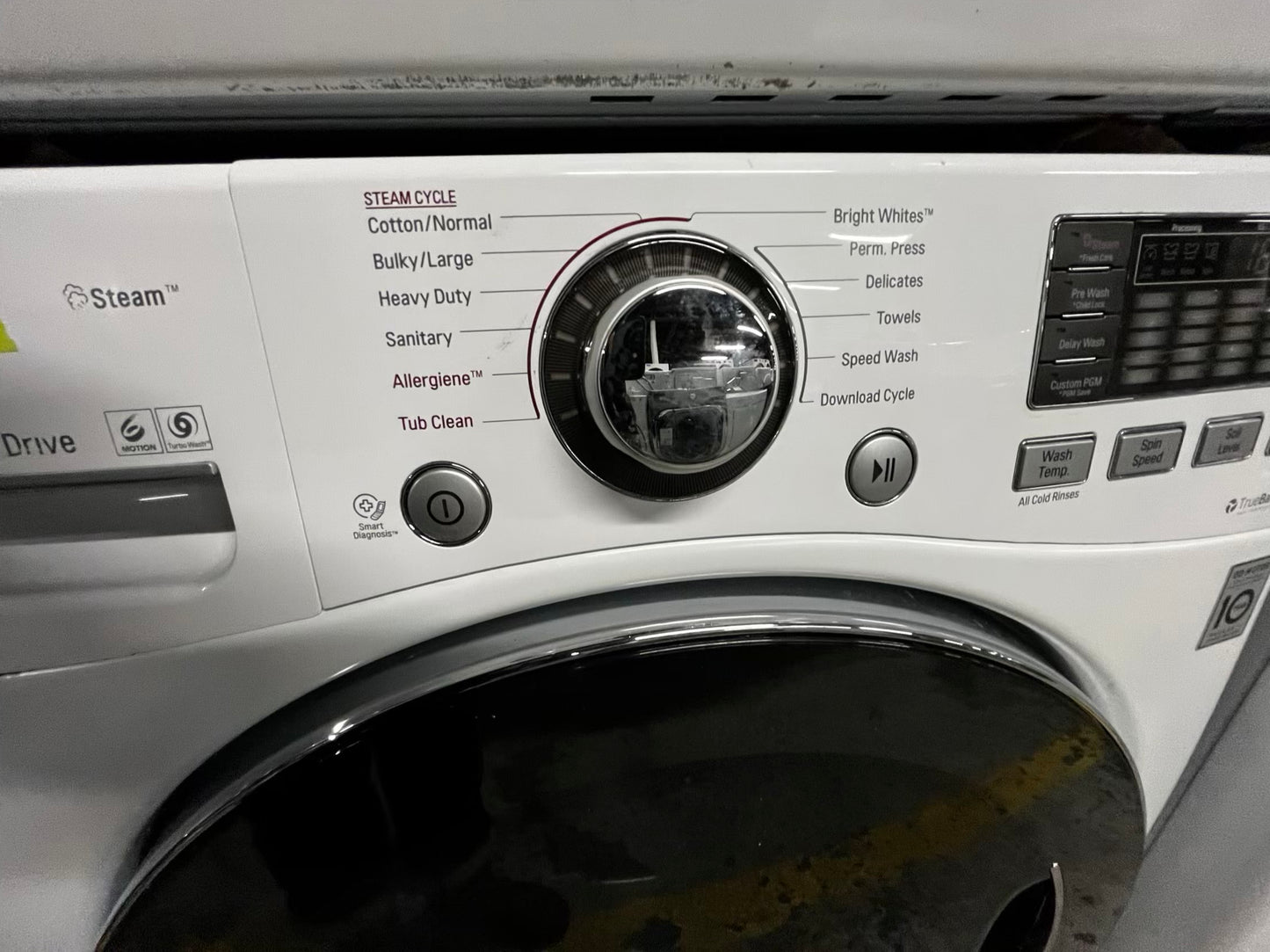 LG washer 4.5 cu ft & dryer 7.5 cu ft set electric 220v front load stackable or side by side - sensor dry He in white  #WD78382B