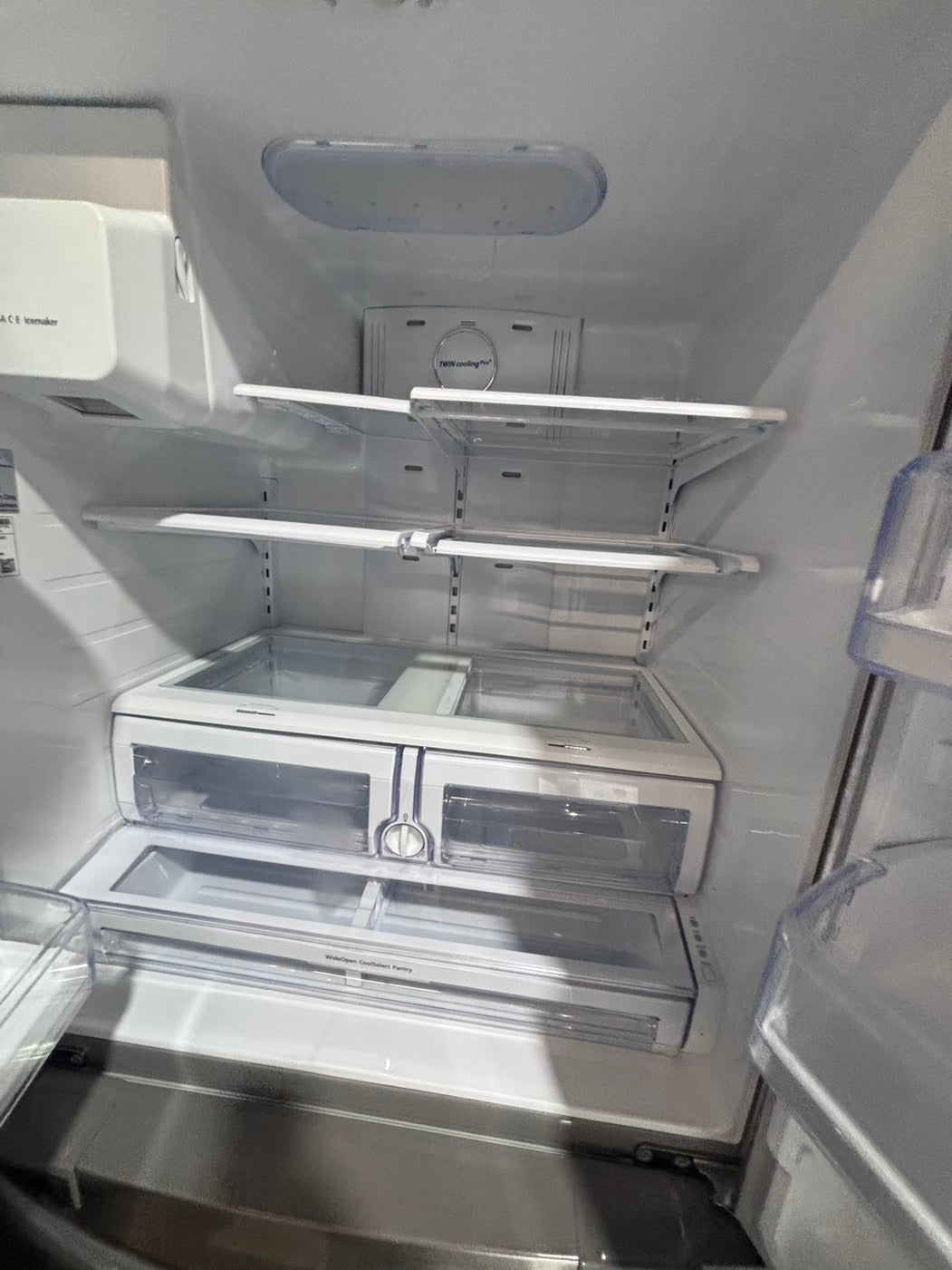 } SALE 🔥36”Samsung French doors  fridge  stainless steel ((ice maker & water doesn’t work) doesn’t affect on the others functions. #WFE15WB