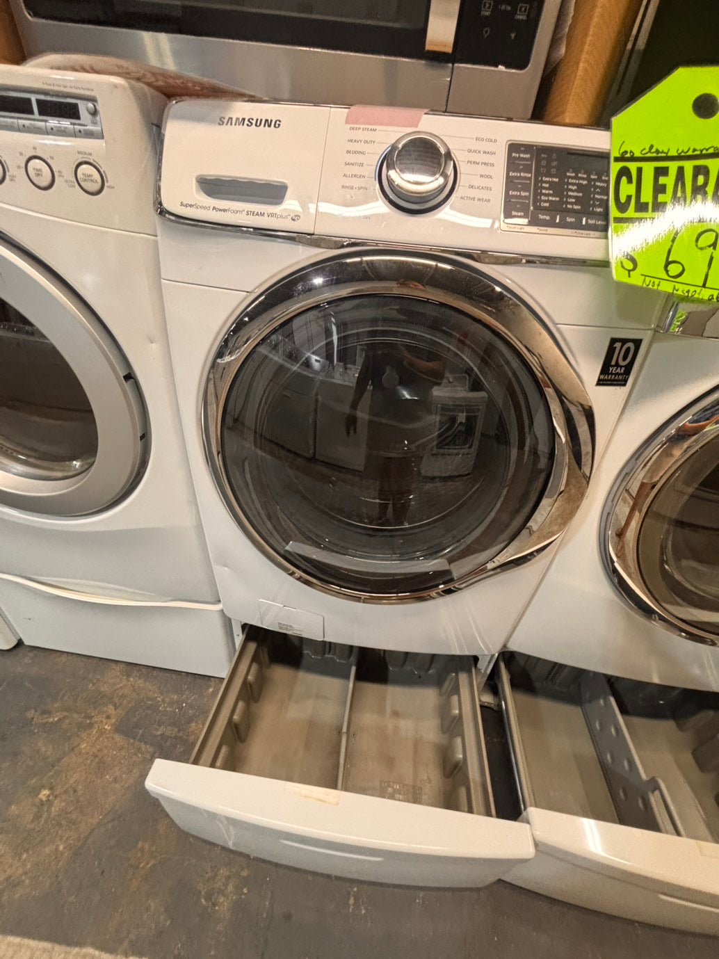>used- refurbished Samsung mix & match front load washer & dryer set  electric 220v large  capacity with pedestals in white  color 27” #ES5AV7B