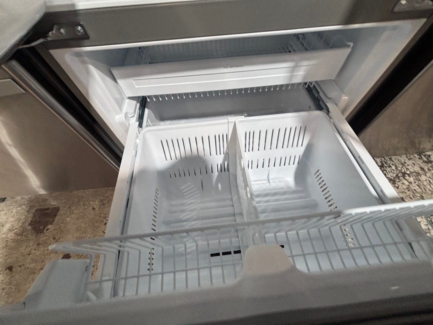 >special price 🙌LG 36” French Door Refrigerator  with ice maker & water dispenser ,used-refurbished #FDL50PSB