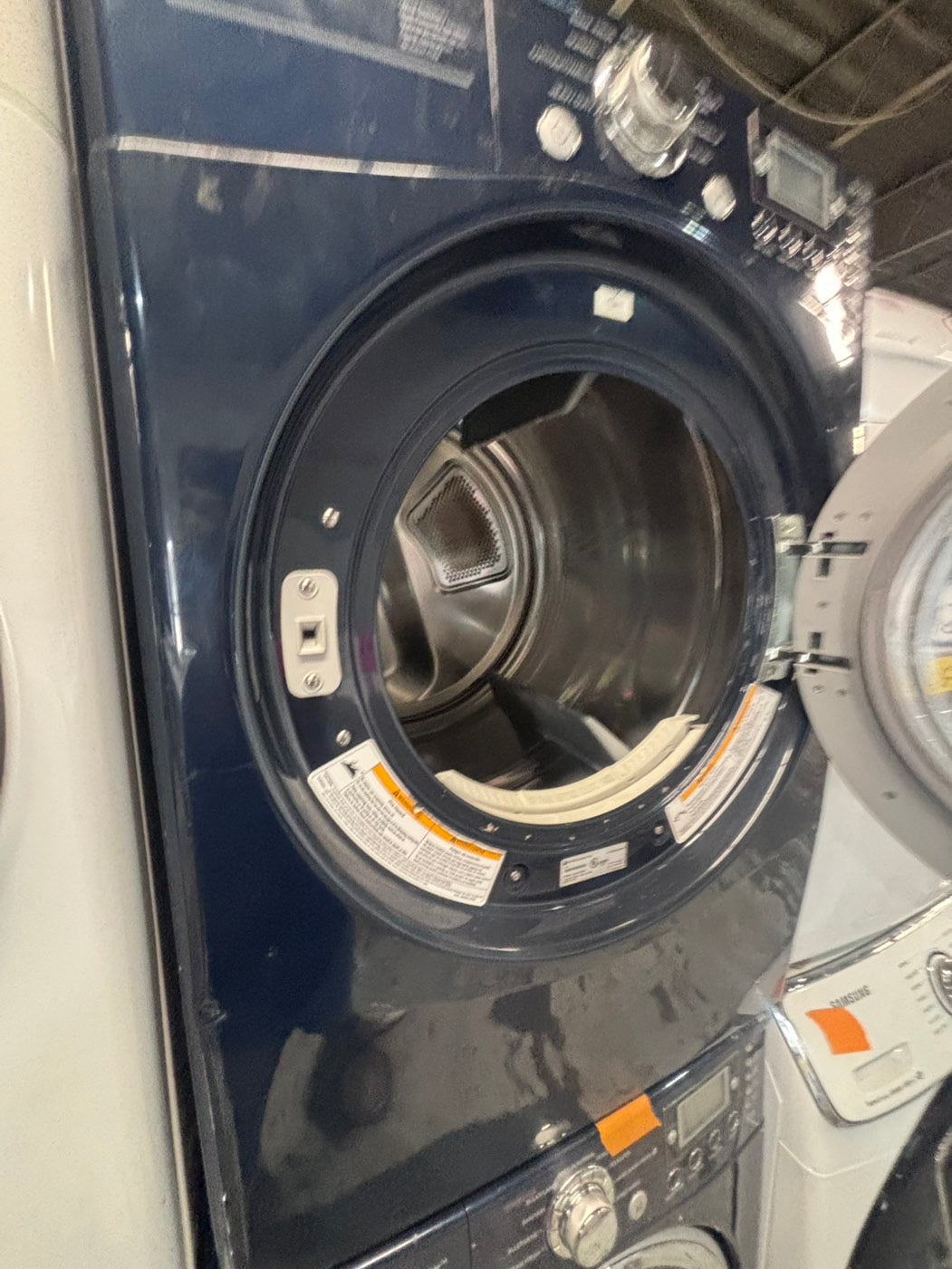 } special🎉LG  washer & dryer set electric 220v front load stackable or side by side - sensor dry , working 💯  with warranty , in navy blue color   #SPO17SET