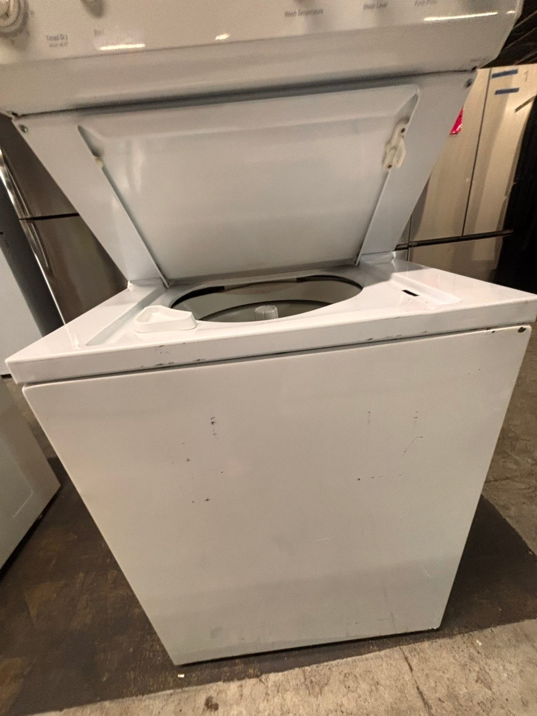>*used-  refurbished GE stacked laundry center Electric 220v washer & dryer unit in white 27" #LC27FQ2B