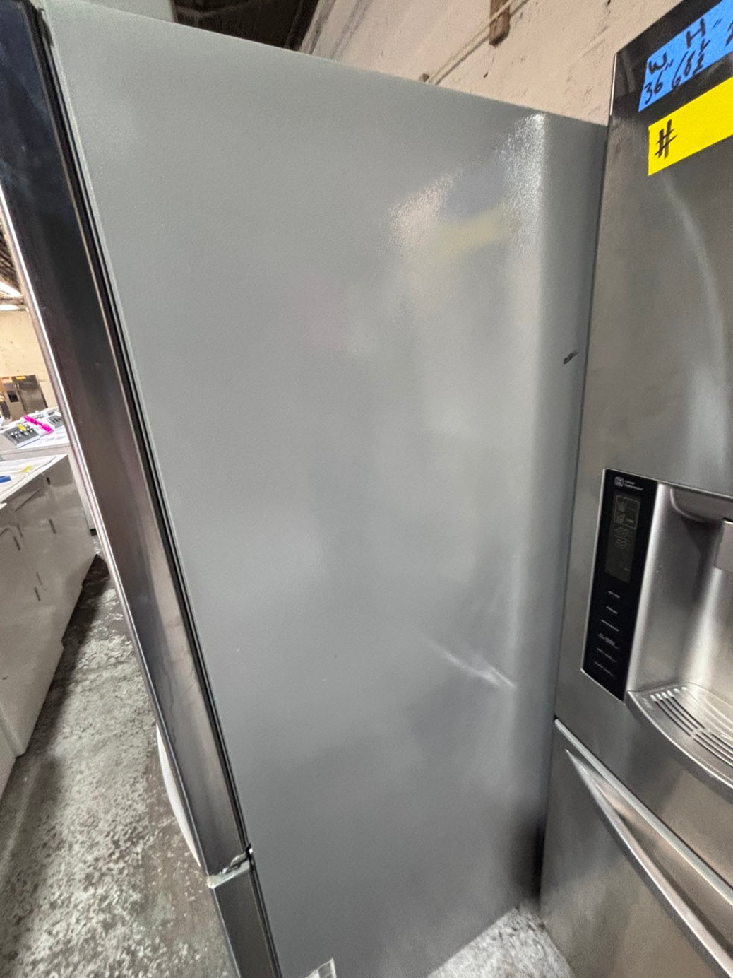 >* special 🔥used-Refurbished LG 36”w x69h x 29 depth refrigerator stainless steel w/ice & water dispenser 36 “ #LGDS73B