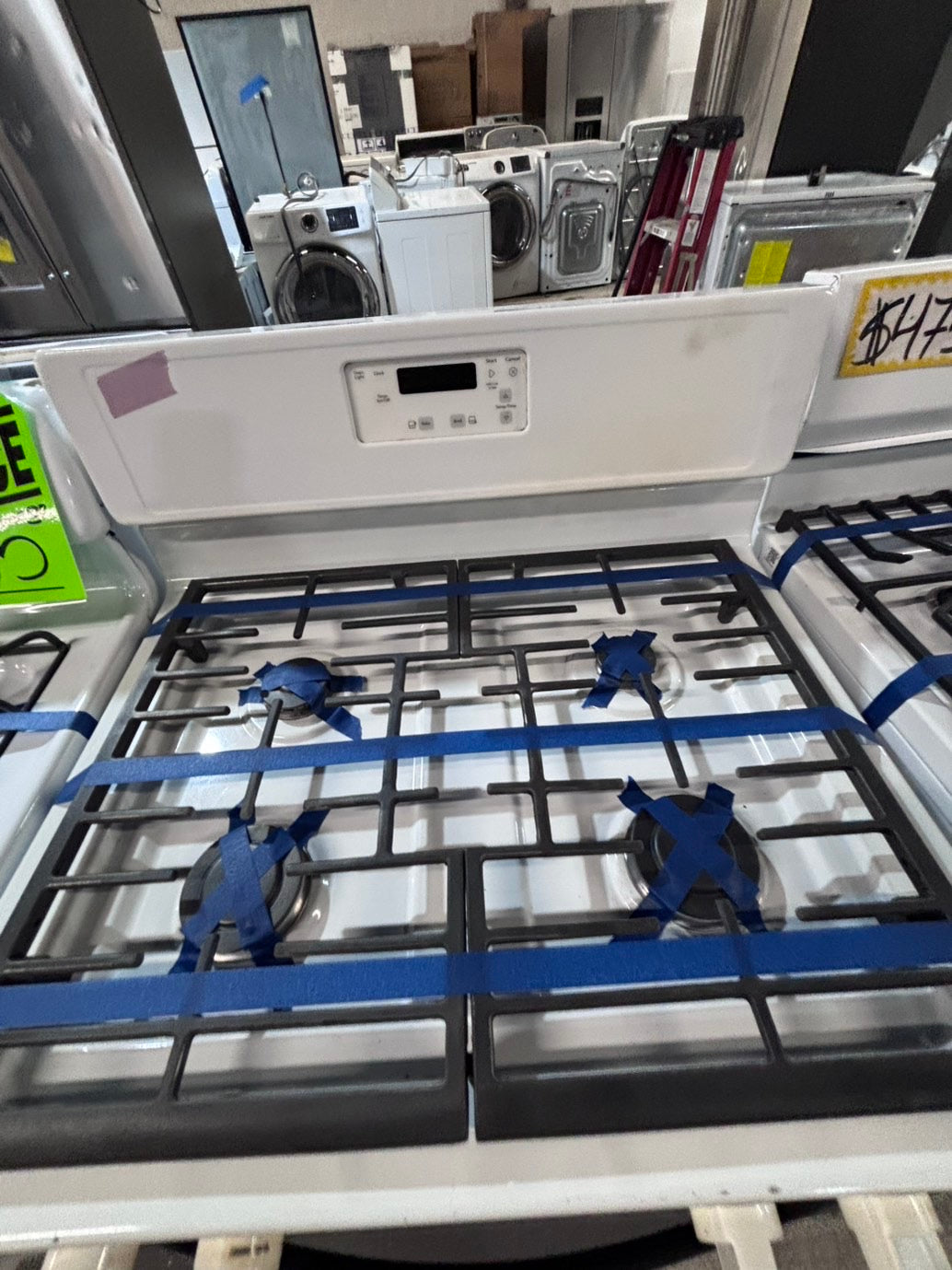 >*Sale🔥 whirlpool Gas range 4 burner bake broil Hi/Lo self clean in  white used-Refurbished 30” #GT6N2B