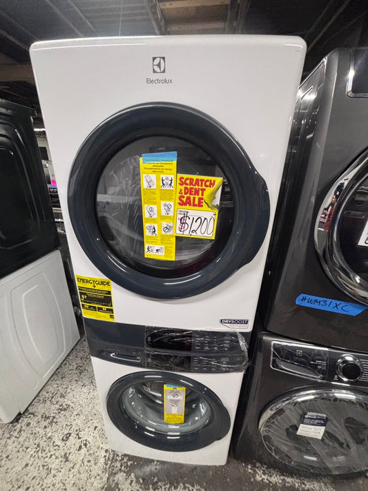 >new Open Box 📦 Electrolux electric 27” wash-tower (washer & dryer) large capacity one unit staked #AED940B