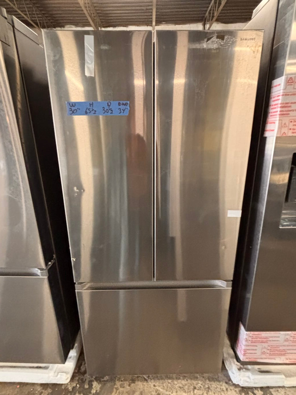 }}Samsung - 30” x 65.1/2 heigth x 30.1/5 depth. 22 cu. ft. 3-Door French Door Refrigerator w ice 🧊 maker inside - Stainless Steel #R22S4TUB
