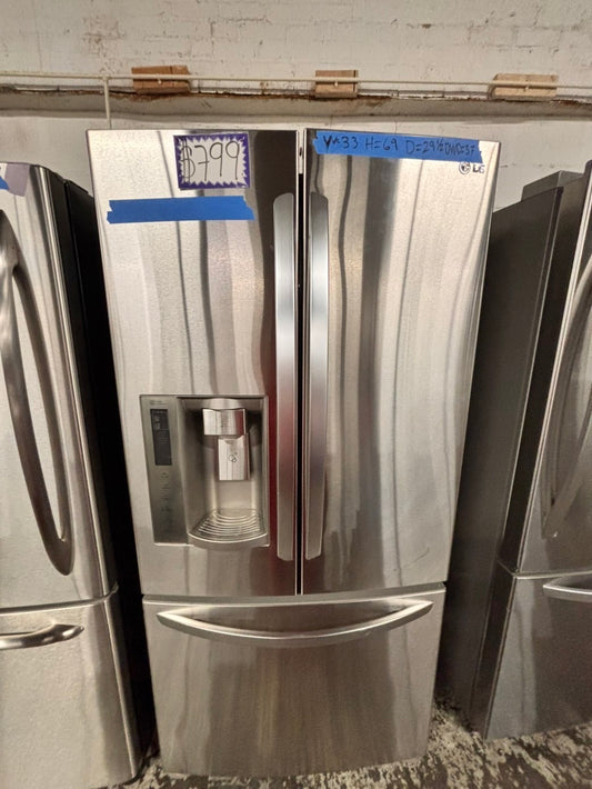 >LG French door Refrigerator stainless steel w/ ice water dispenser 33" #RF25PQB