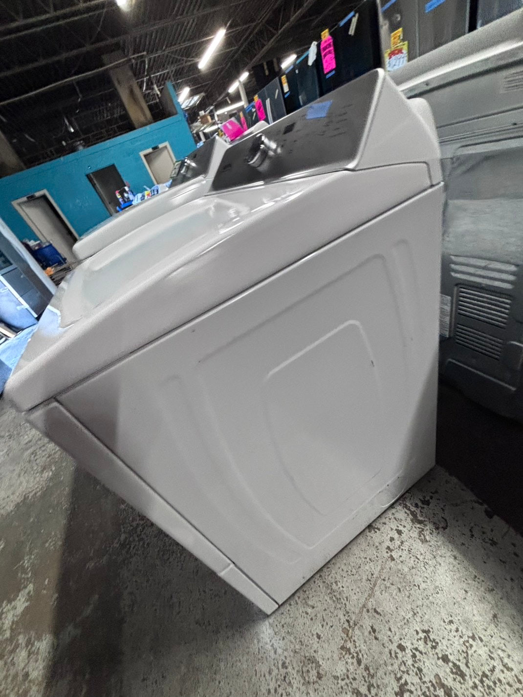 >maytag side x side extra large capacity electric 220v dryer   27” used -Refurbished #MG78D8B