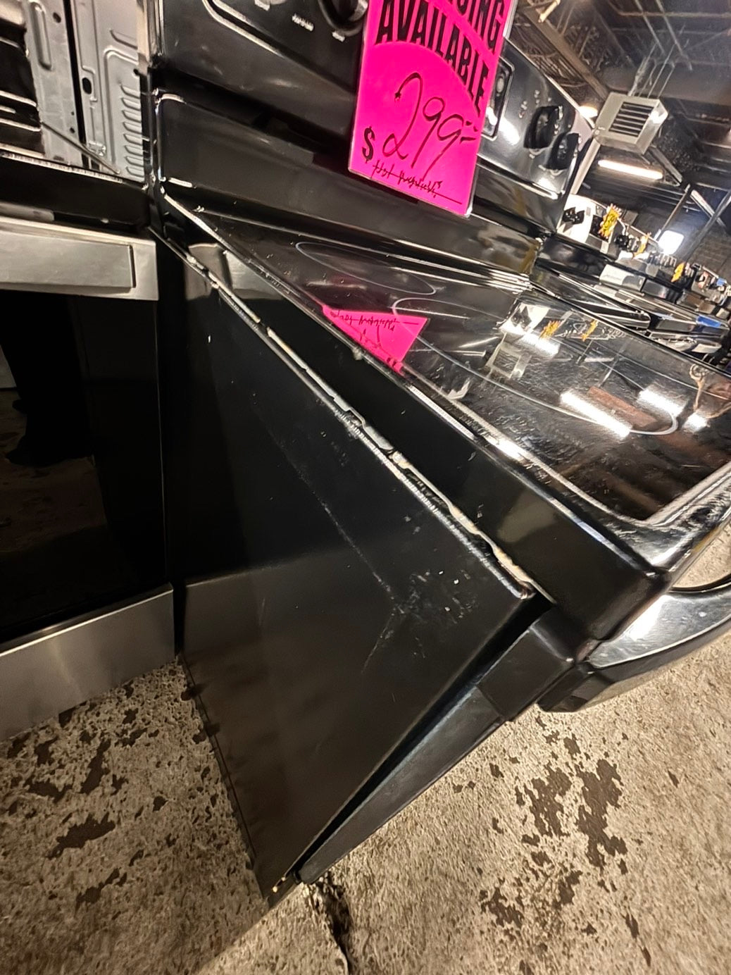 >🔥Sale🔥whirlpool Glass Top electric stove black  bake broil 4 burner Self clean 30”  used-Refurbished #EX5Z4B