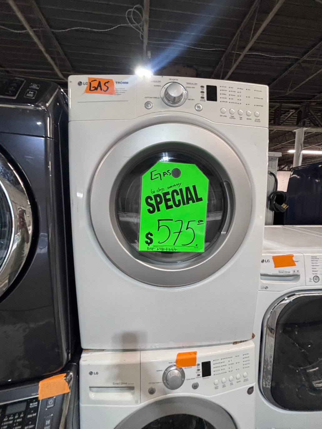 >*special 🔥LG GAS  washer large capacity& dryer steam set front load stackable or side by side white  27” in used-Refurbished #SFL3B6ET