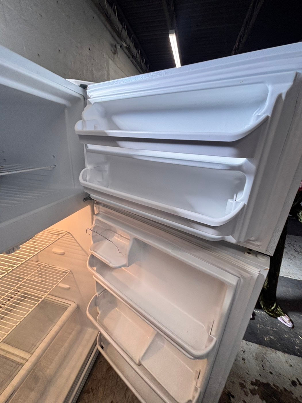 >sale🎈Kenmore 30”18cu.ft -top freezer refrigerator white color              -used refurbished 30” #RWF56B