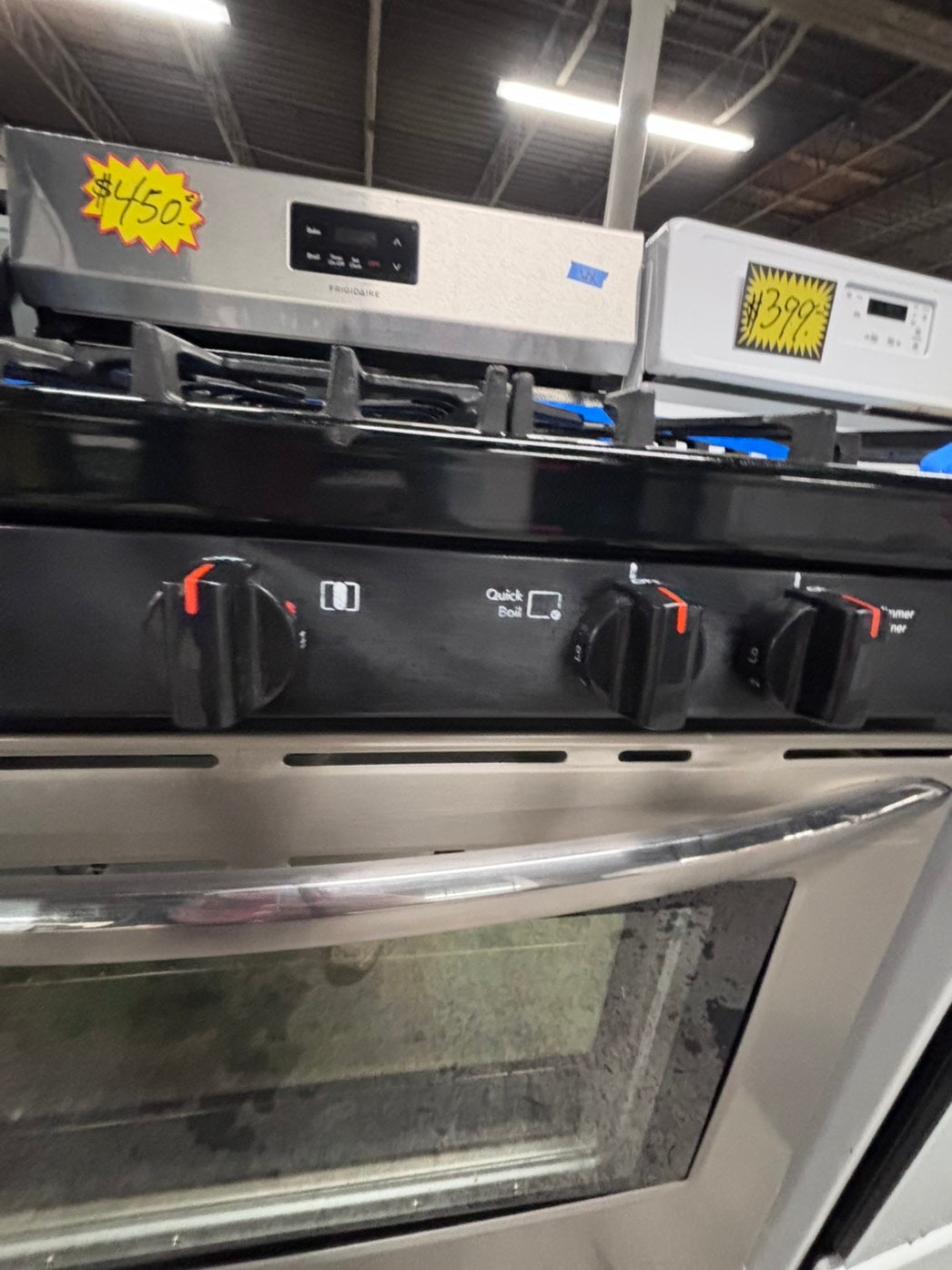 >FRIGIDAIRE Gas range 4 burner bake broil self clean in stainless steel used-Refurbished 30” #GRZW9B