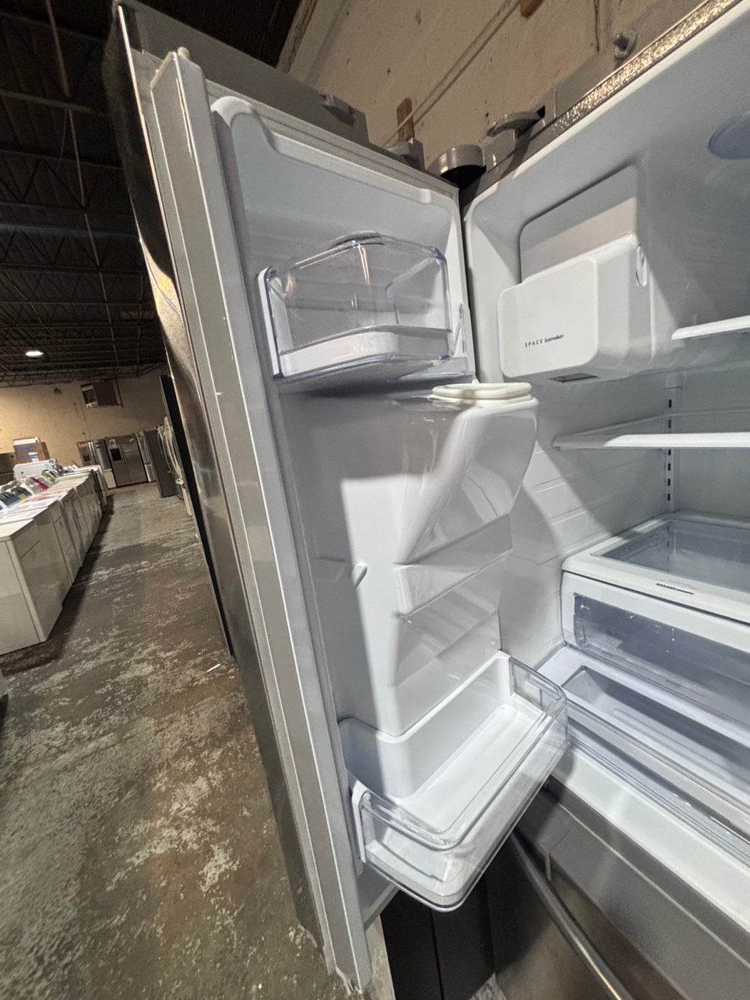 } SALE 🔥36”Samsung French doors  fridge  stainless steel ((ice maker & water doesn’t work) doesn’t affect on the others functions. #WFE15WB