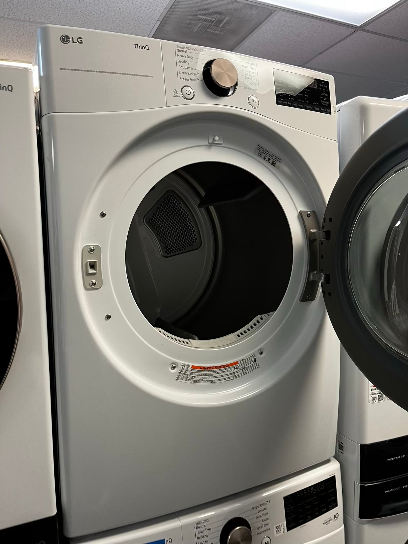 ⚡️SALE ~ New Open Box 📦 Scratch & Dent 4.5 cu. ft. Ultra Large Capacity Front Load Washer & 7.4 cu. ft. Ultra Large Capacity Smart Wi-Fi Enabled Front Load Electric Dryer with TurboSteam™ and Built-In Intelligence - in white | stock number #WD7491YL