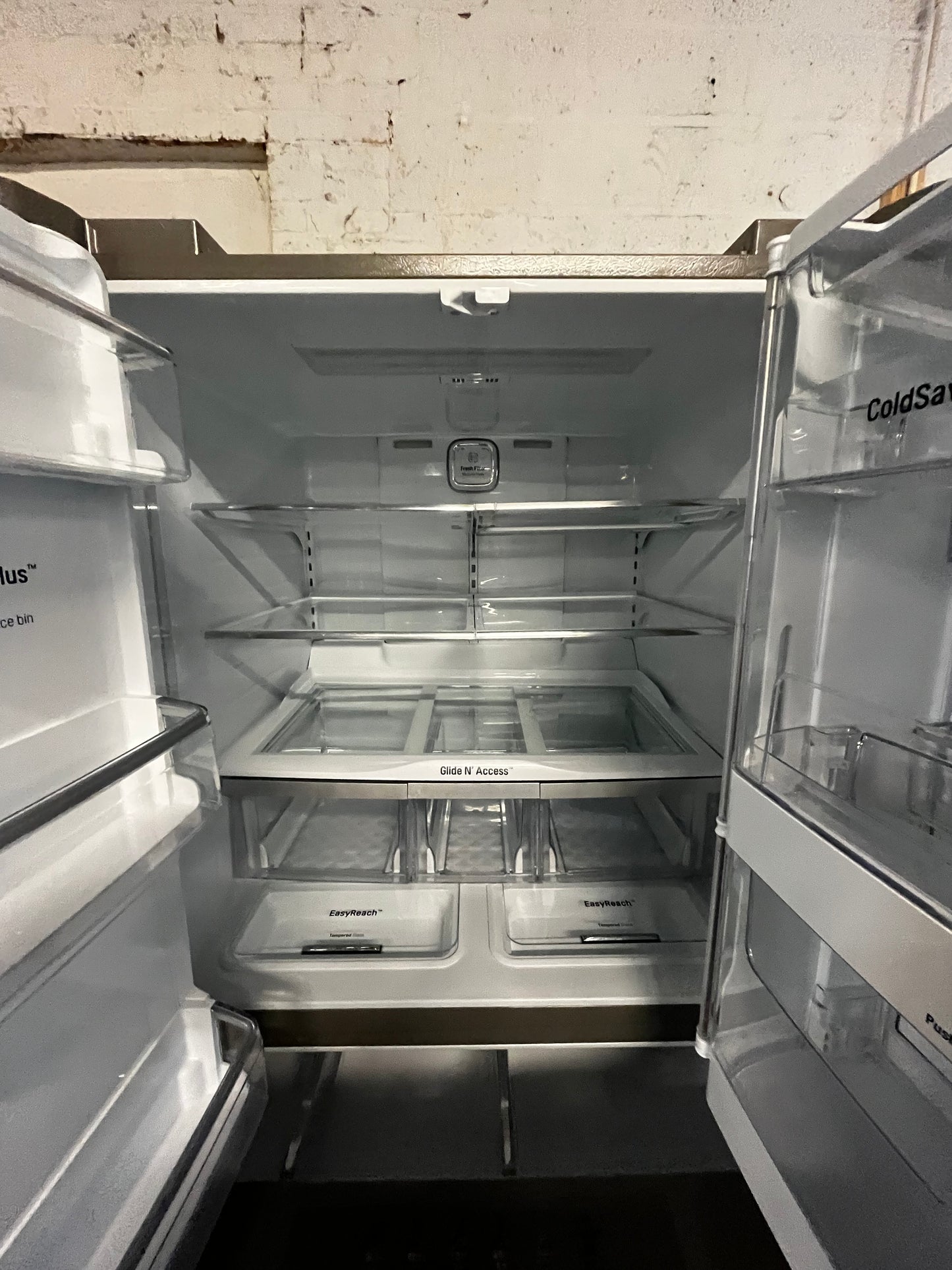 🎁 Holiday Sale 🎄 LG Four door refrigerator Showcase stainless steel w/ice water dispenser 36" Refurbished *NO water ice dispenser #RF22941B