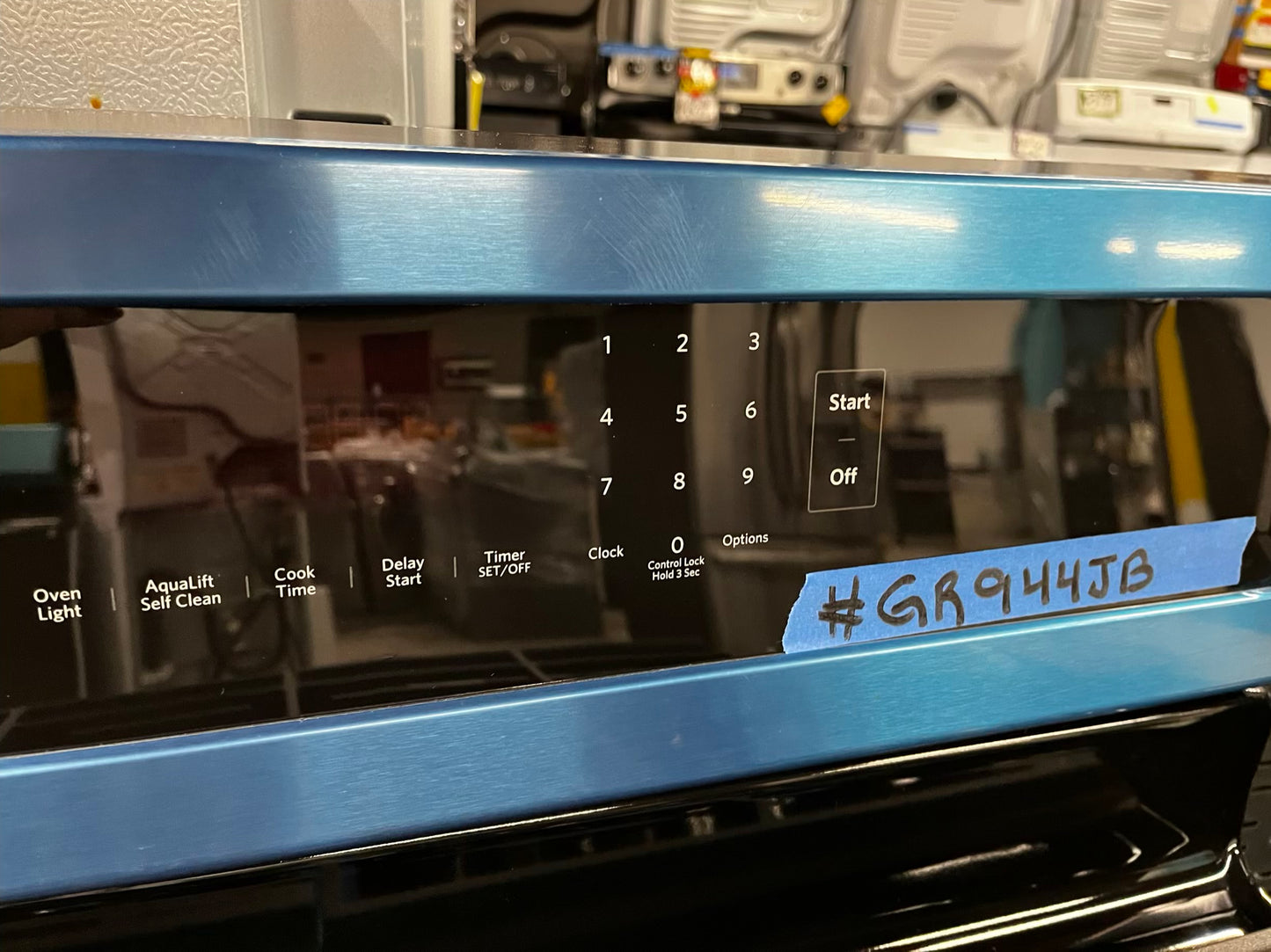 🎉 BLACK FRIDAY ⚡️ Open Box | Scratch & Dent KitchenAid 5.8 cu. ft. Gas Range with Self-Cleaning Oven in Stainless Steel #GR944JB