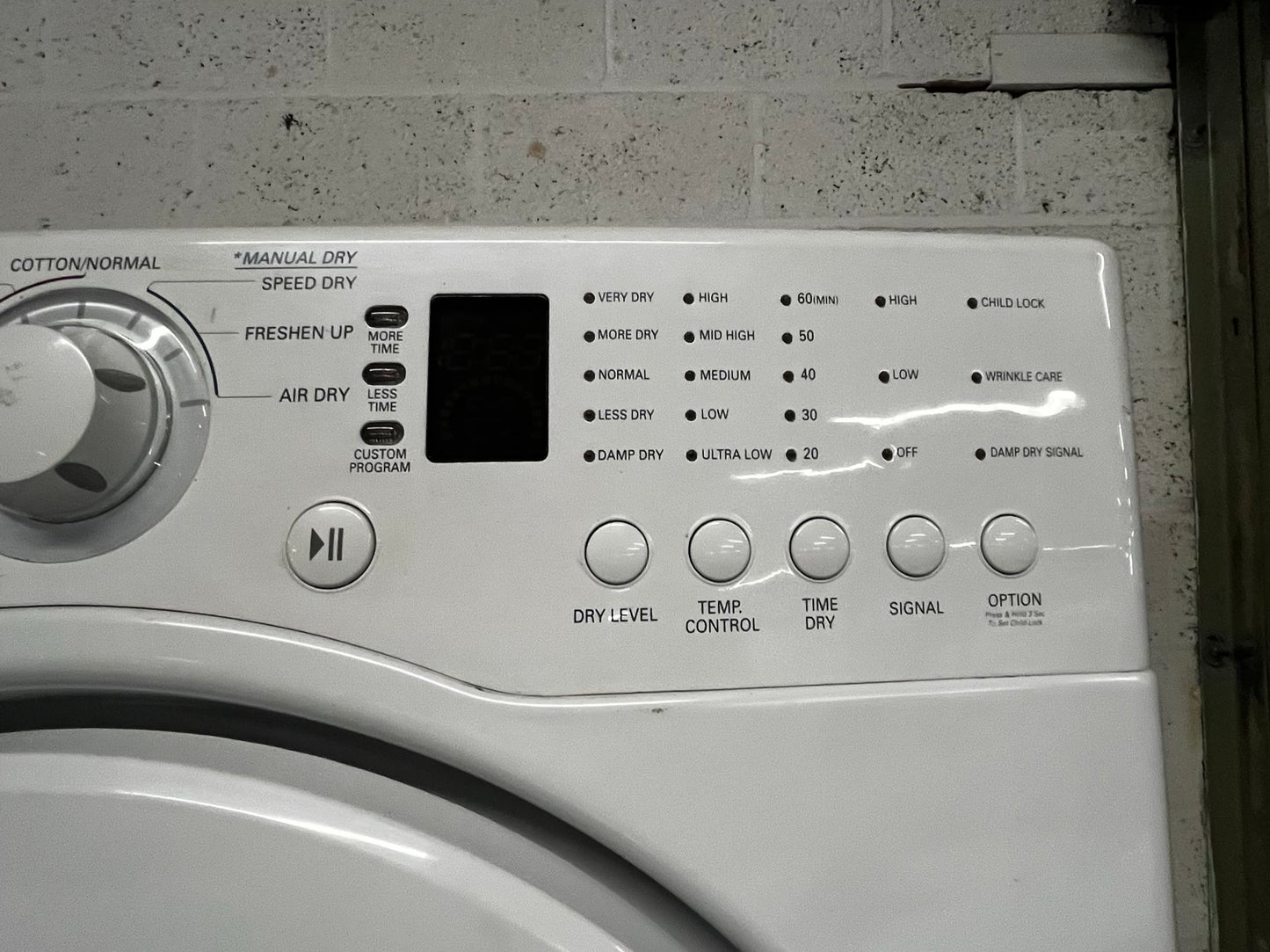 * 🎉 Black Friday - LG washer 4.5 cu ft & dryer 7.5 cu ft set electric 220v front load stackable or side by side - sensor dry He in white  #WD23391B