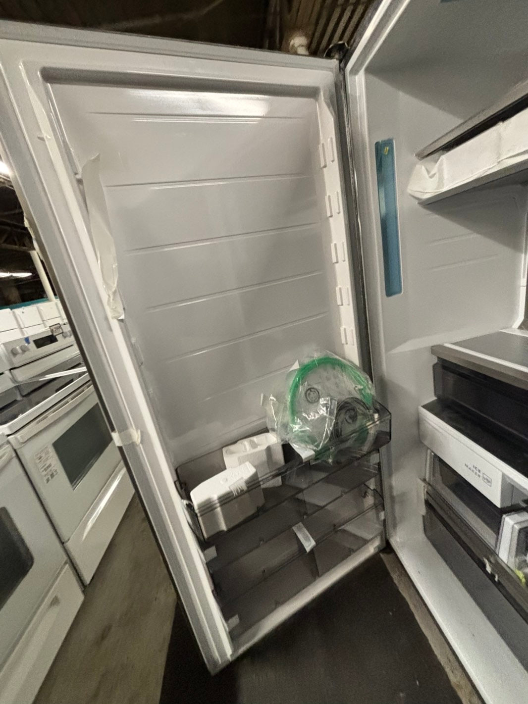 *Combo 2pc. Frigidaire /Fridge with water dispenser & freezer with ice maker inside , 20cu.ft up-right 32 1/5 wide stainless steel counter depth new scratch and dent  /item number #RFF909B