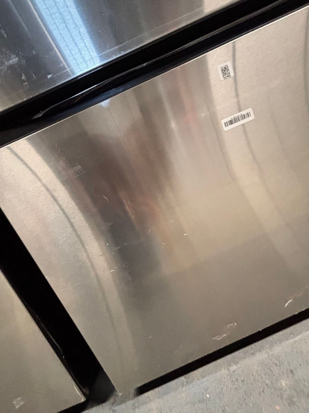 >new open box costumer return  Samsung Bespoke 23 cu. ft. Counter Depth 4-Door French Door Refrigerator in Stainless Steel with Family Hub in Charcoal Glass #RFFH1D41B