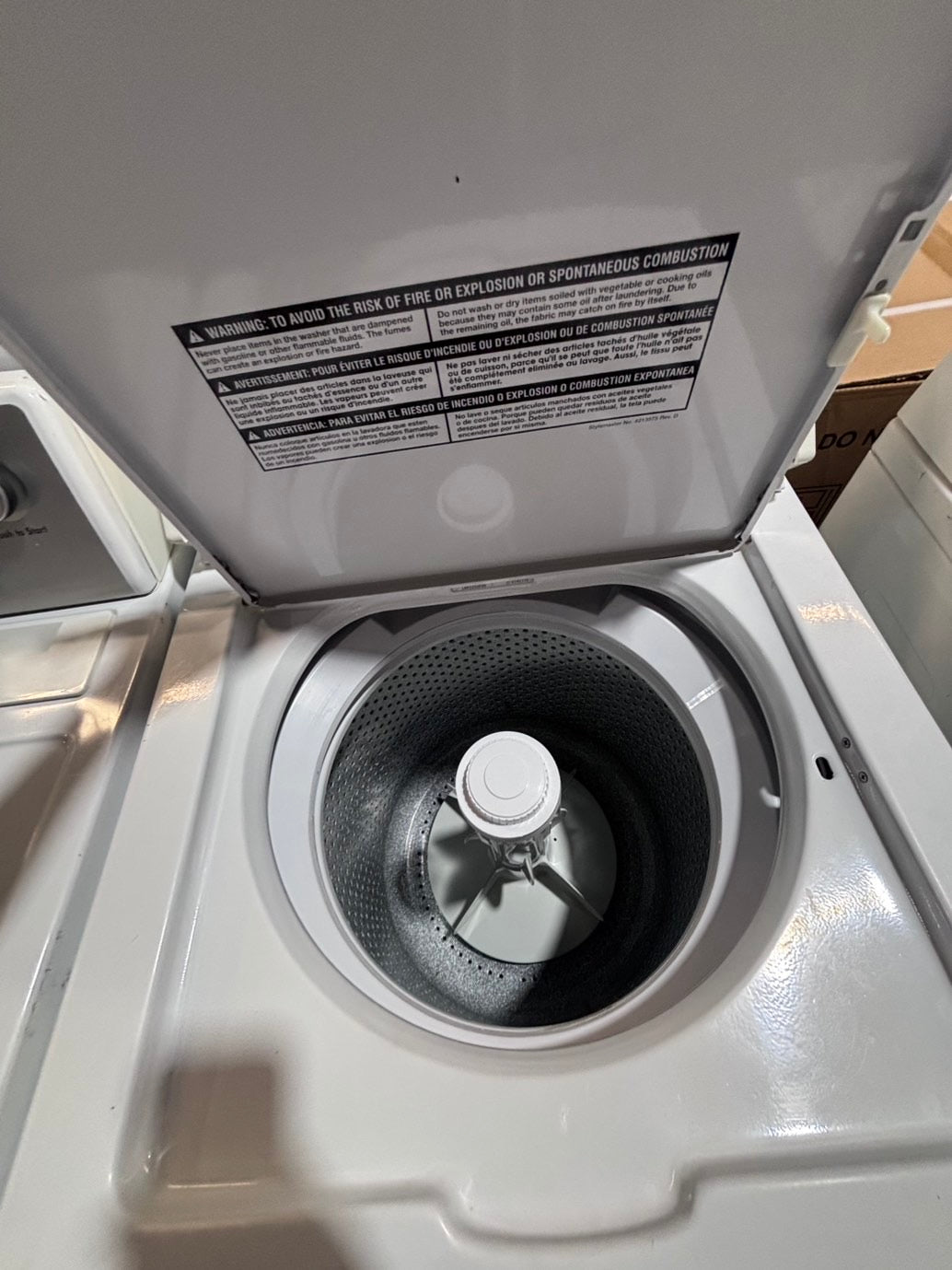 >*whirlpool Top load washing machine w agitator 24” in good condition,used-Refurbished #WZ17JKB