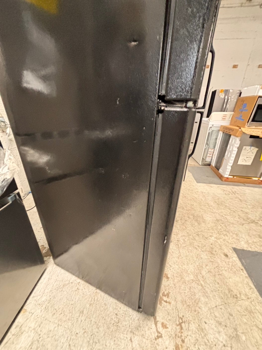 >GE  33” Top freezer fridge   With ice maker inside ,black  used-refurbished #RG21QB