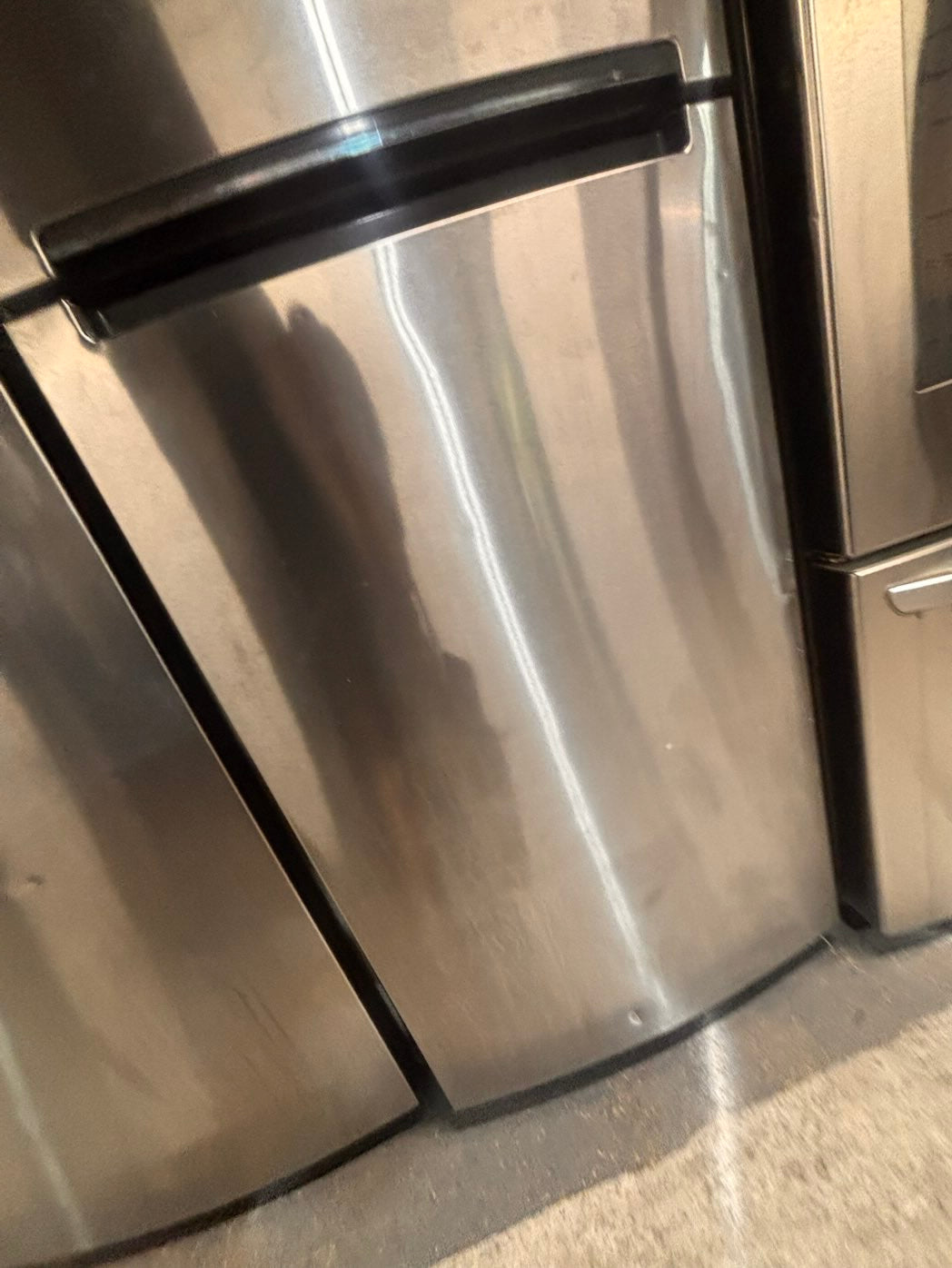 }28” whirlpool top freezer fridge stainless steel  used-refurbished working 💯  with warranty #FWD44ZB