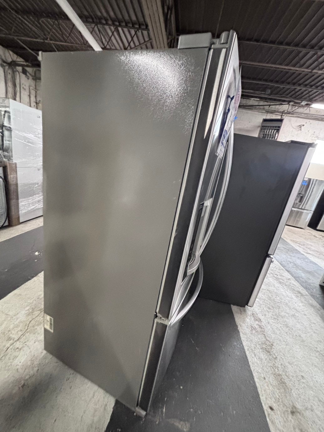 >special 🔥Used good  condition used-Refurbished LG 36”x69h x 291/2 depth  refrigerator stainless steel w/ice & water dispenser 36 “ #RFLG44CB