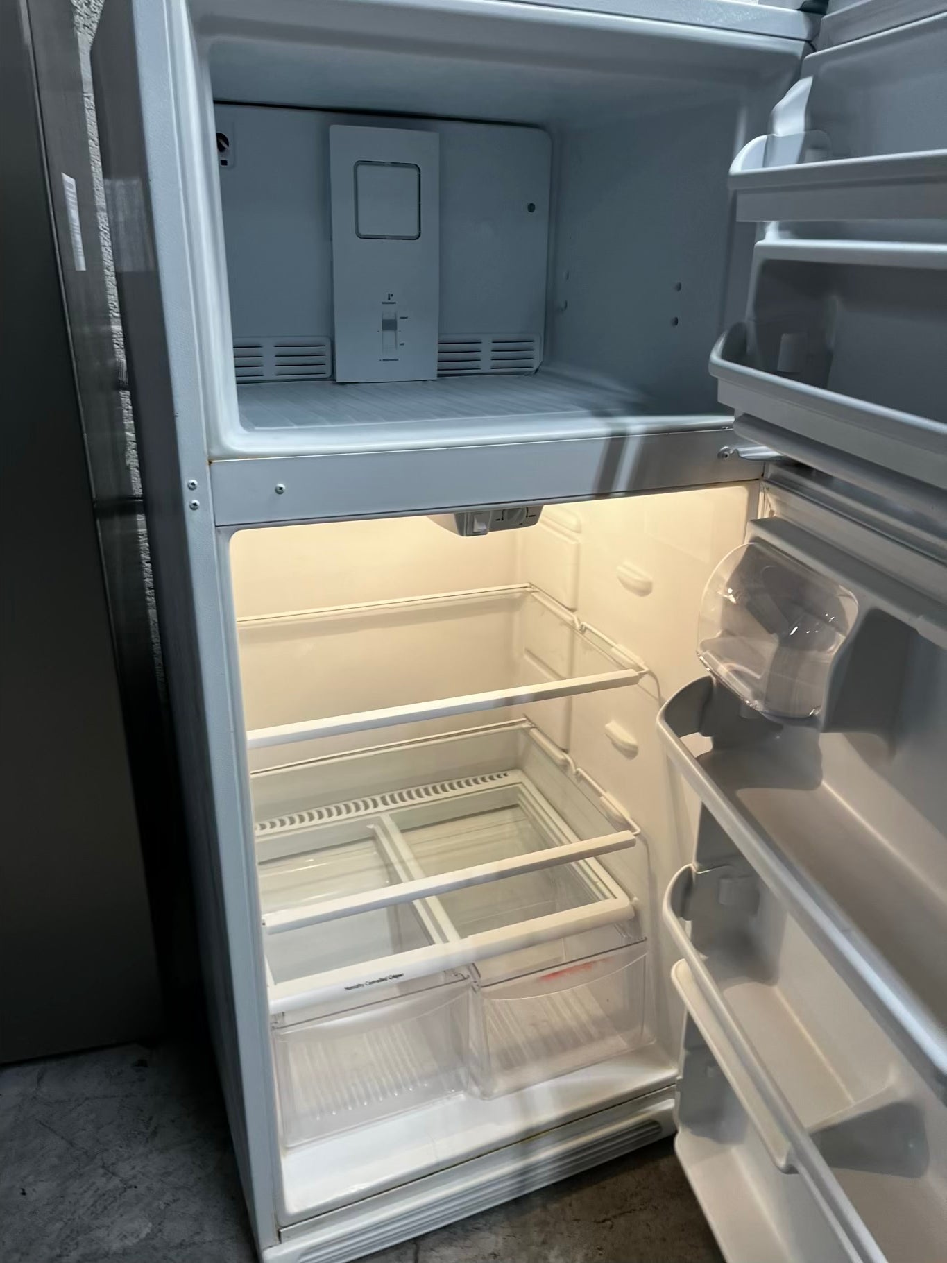 * 🎉 Black Friday ⚡️ Kenmore top freezer refrigerator in white no ice maker 30" #RF39441B