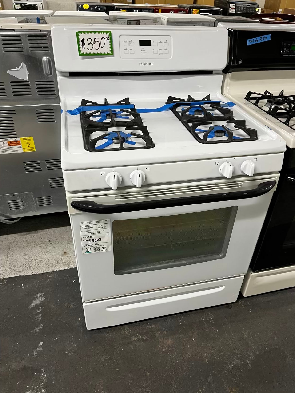 * Frigidaire gas range 4 burner bake broil in white 11 30" Refurbished #ER282KB