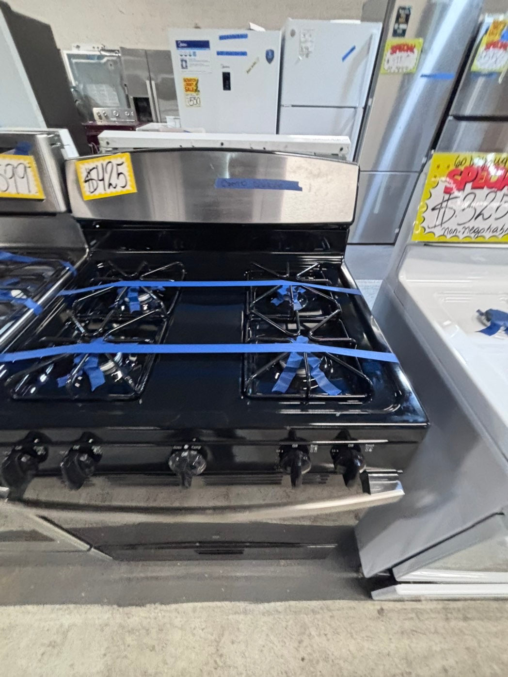 >*GE range 4 burner bake broil Hi/Lo self clean in stainless steel used-great condition ,Refurbished 30” #FLN10SB