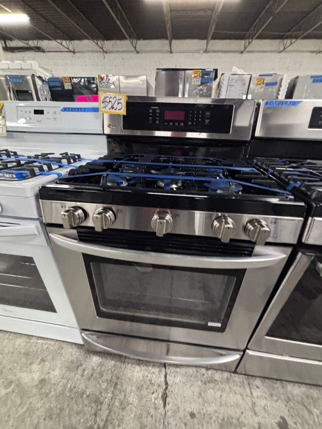>LG Gas range 5 burner convection oven bake ,broil Hi/Lo self clean in stainless steel used-Refurbished 30” #SGZQ99B