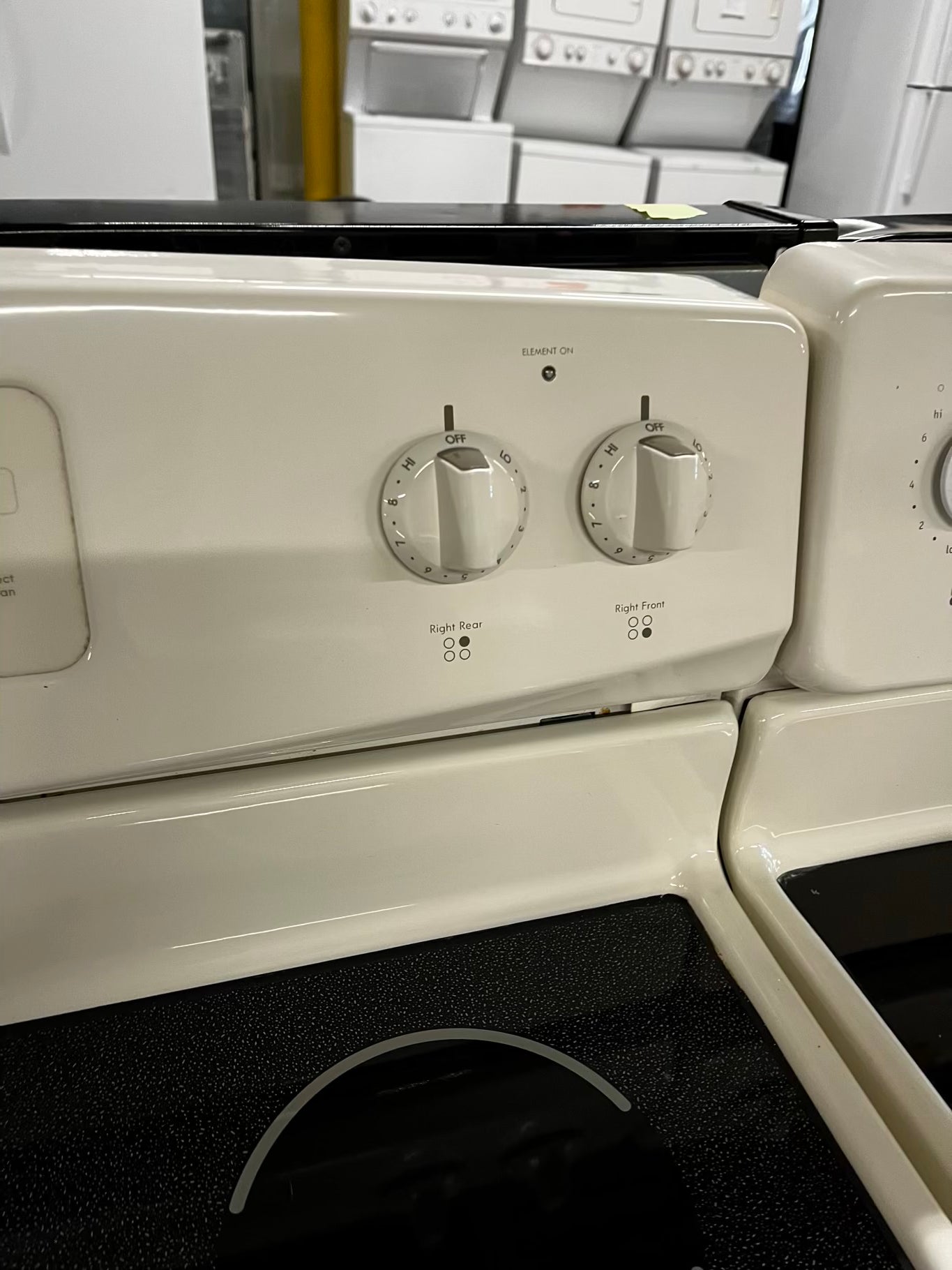• 🎉 BLACK FRIDAY ⚡️ Kenmore glass top electric range 220v 4 burner Refurbished in off white  bake Broil self clean  30" #ER9413LB