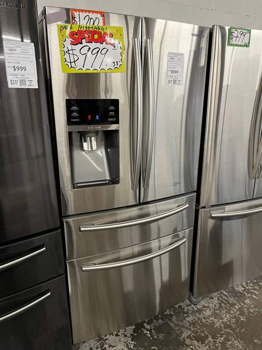 - Used Refurbished Samsung Four door refrigerator stainless steel w/icee water dispenser 33" #RF832SB