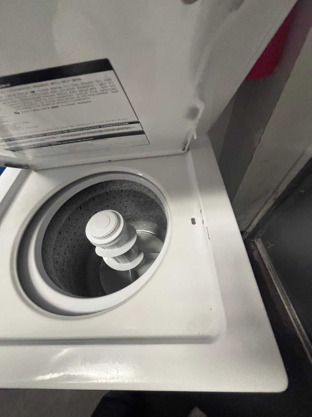 >Kenmore stacked laundry center Electric 220v washer & dryer set used -in white 24" #LC811L
