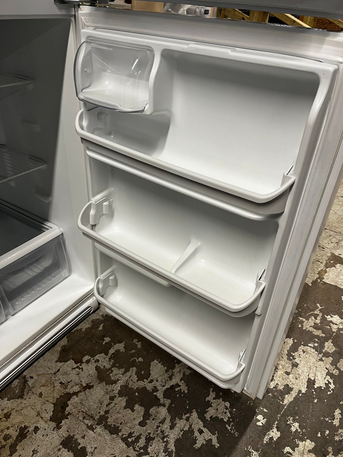 Kenmore top freezer refrigerator in white used refurbished 30” #RF99478B