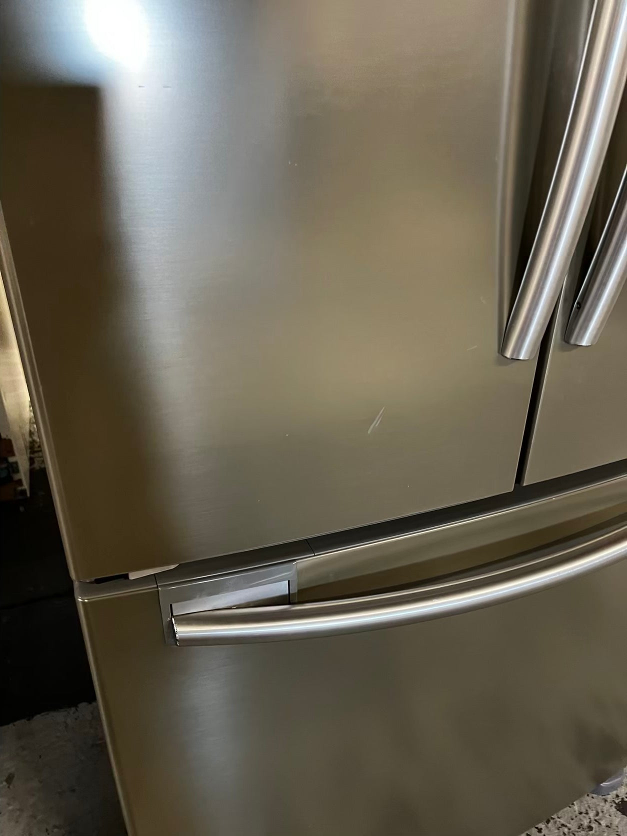 🎄Holiday Sale 🎁Used | Refurbished Samsung  32”  French door refrigerator counter depth slate *NO ice maker- stock number #RF72C3B