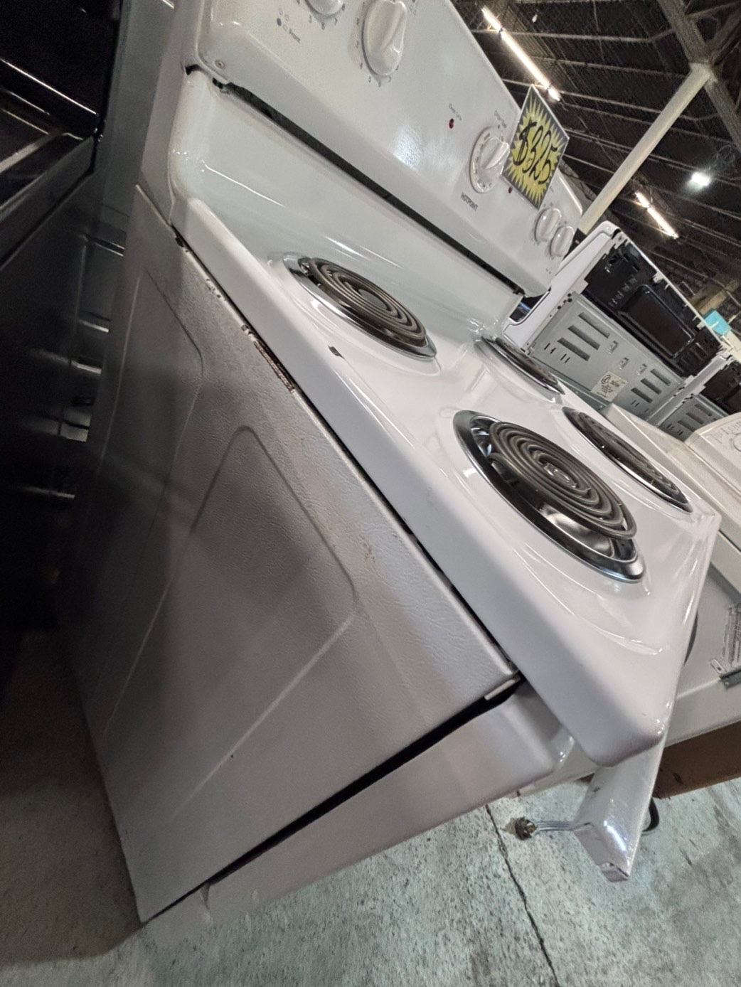 >*hot point white electric coil top range coil 220v bake /Broil 4 burner used-Refurbished  great condition 30" #HEF95B