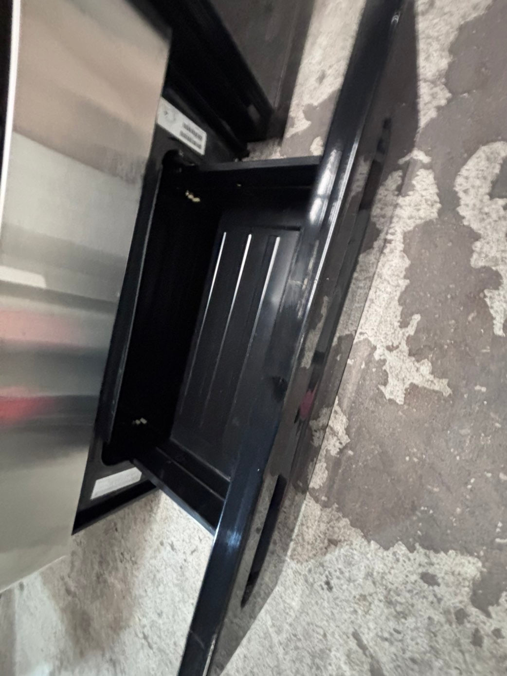 >*frigidaire range 4 burner bake ,broil Hi/Lo self clean in stainless steel used-Refurbished 30” #GSQ66B