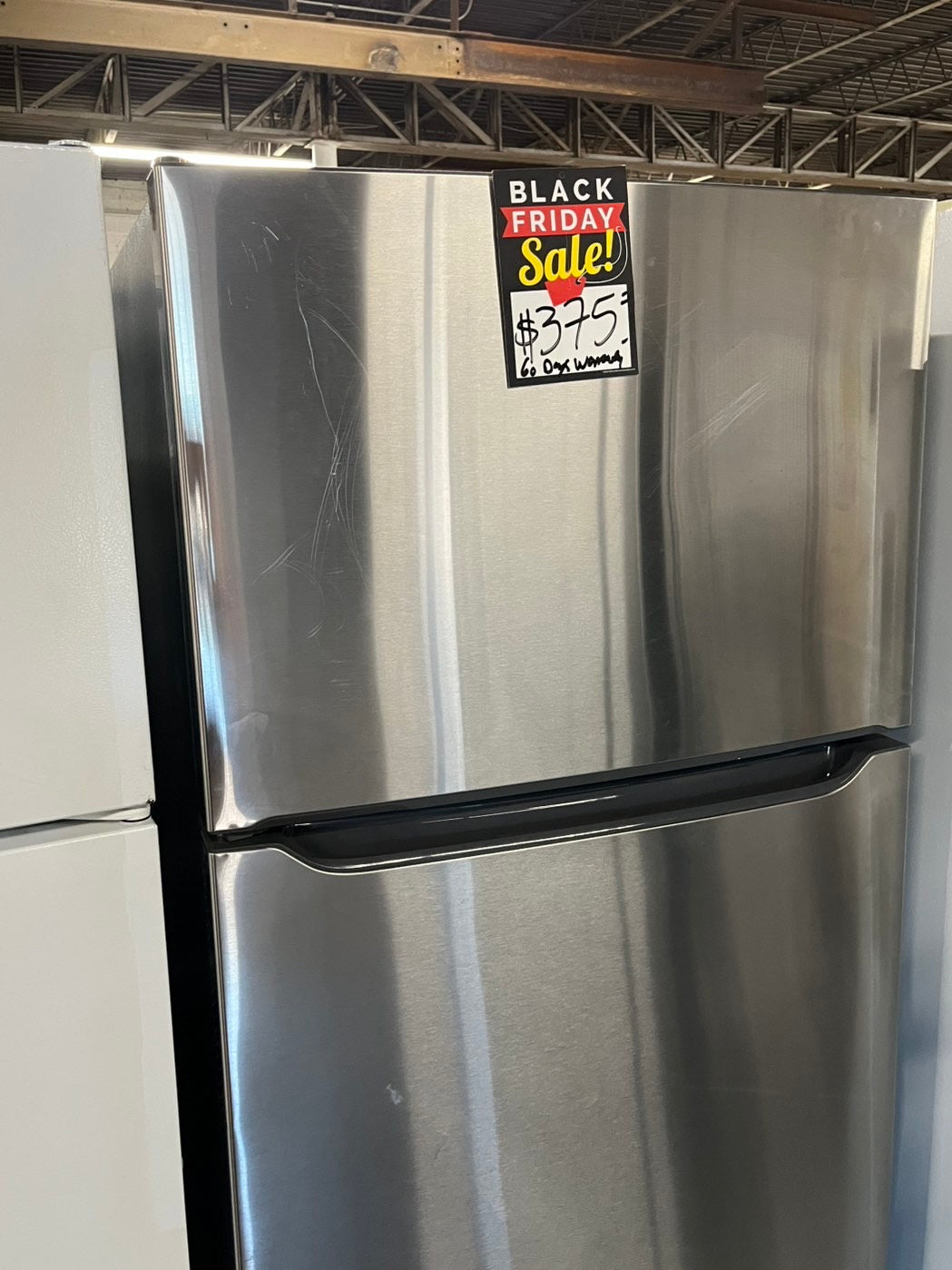 🔥Black Friday sale‼️Frigidaire 30” top freezer refrigerator 18cu.ft. Stainless steel-used -refurbished 30" item number #RFLG32B