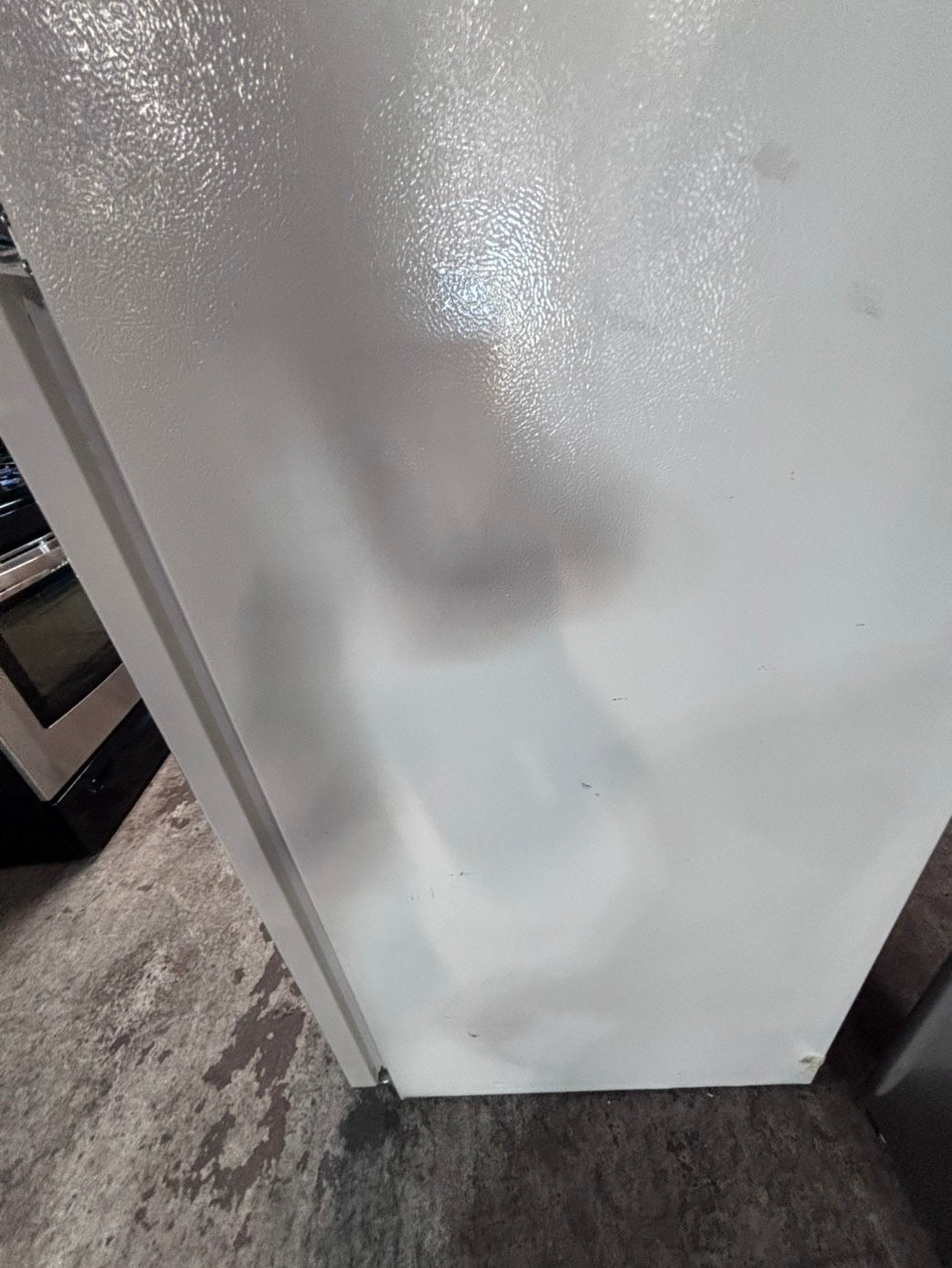 >*kenmore 30”x 66”heigth x 29depth 18cu.ft -top freezer refrigerator off white  color              -used refurbished 30” #TFBKJ6B
