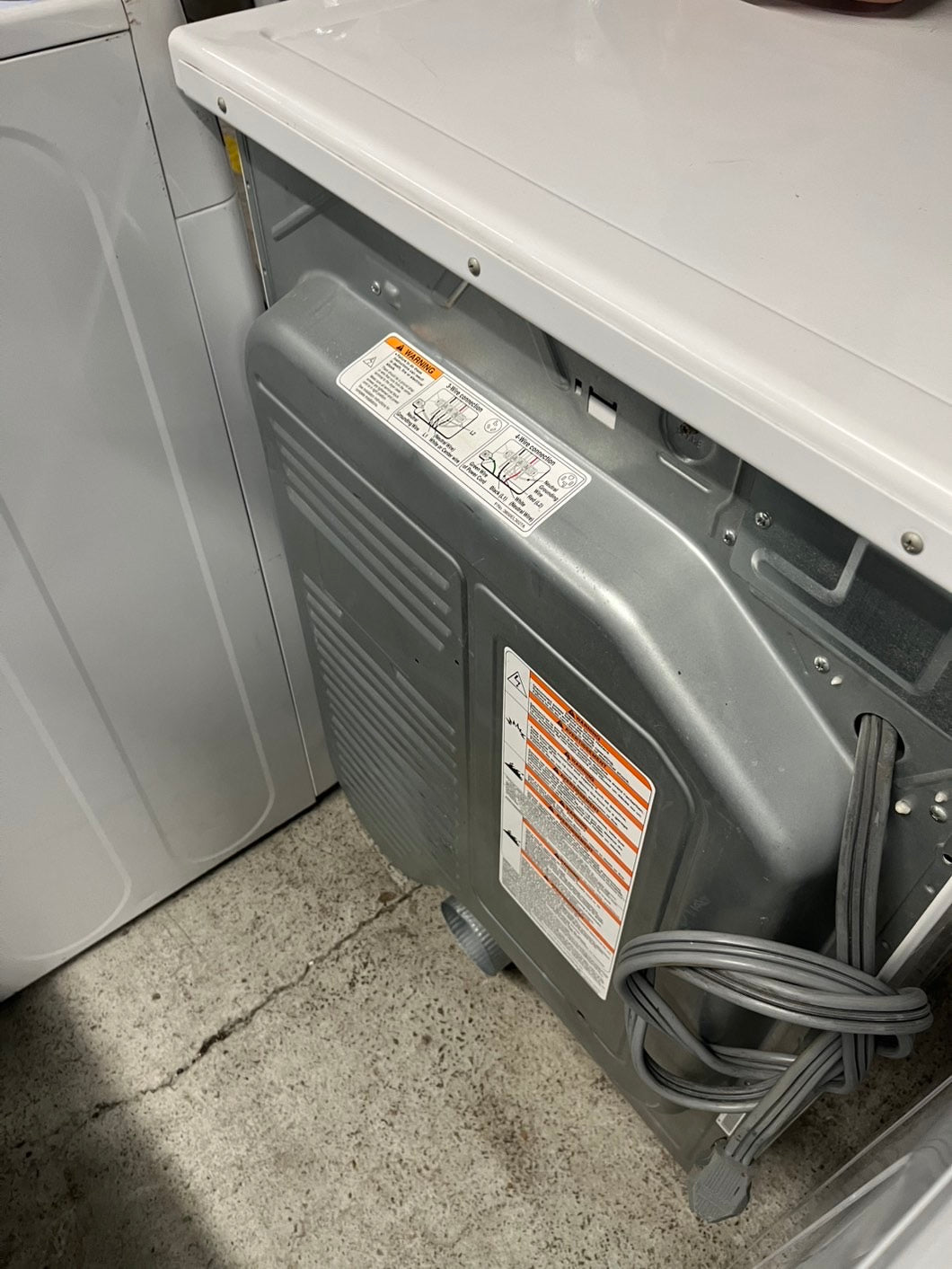 -🔥Black Friday ‼️LG sensor Dry front load stackable electric 220v dryer in white  27" #EDLG44B-TR