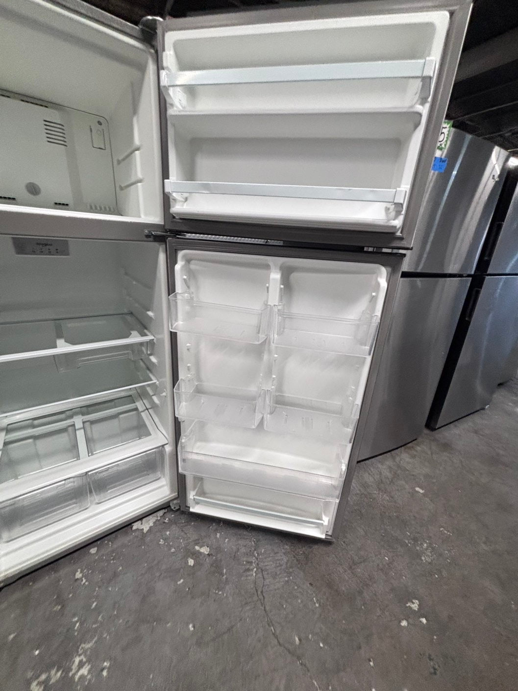 >*28” whirlpool top freezer fridge stainless steel  used-refurbished #FFSA3RB